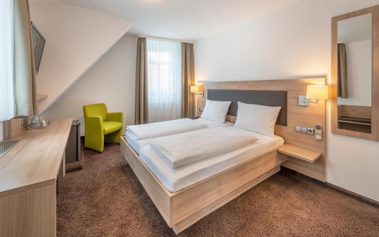 Hotel Gasthof Zum Roessle Heilbronn Ngoại thất bức ảnh