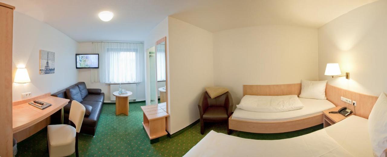 Hotel Gasthof Zum Roessle Heilbronn Ngoại thất bức ảnh